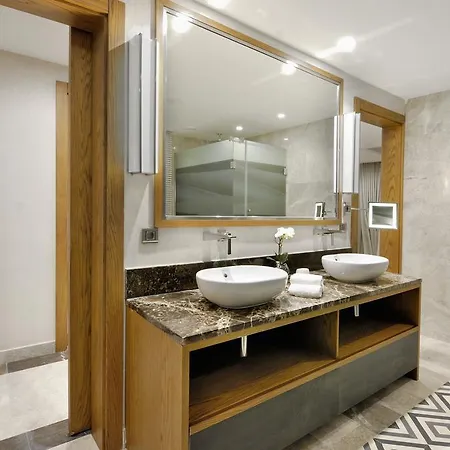 Regnum Escana Отель 3*