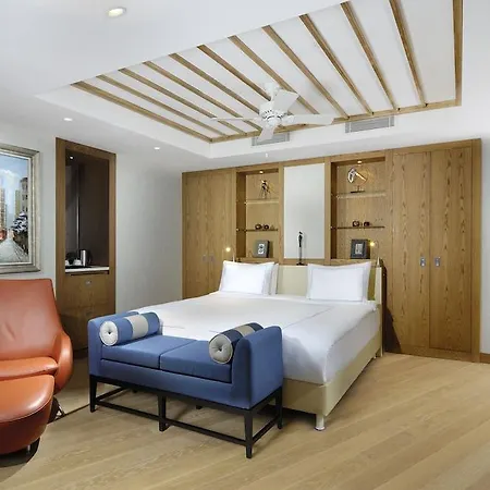 Regnum Escana Hotel 3*